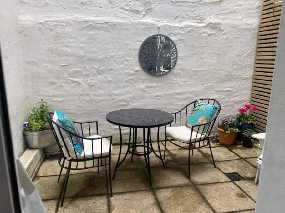 Beautiful Little Brighton Townhouse Apartment